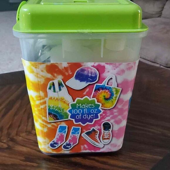 NEW CREATE BASICS TYE DYE BLOCK PARTY KIT - Picture 4 of 5